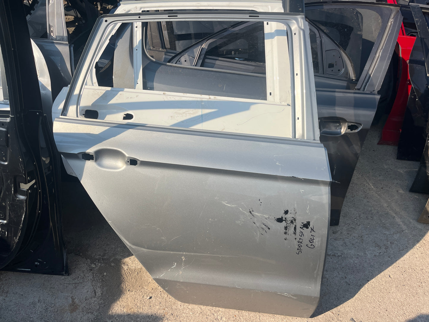 Задна дясна врата Volkswagen Golf 7 Sportsvan 2014-2020