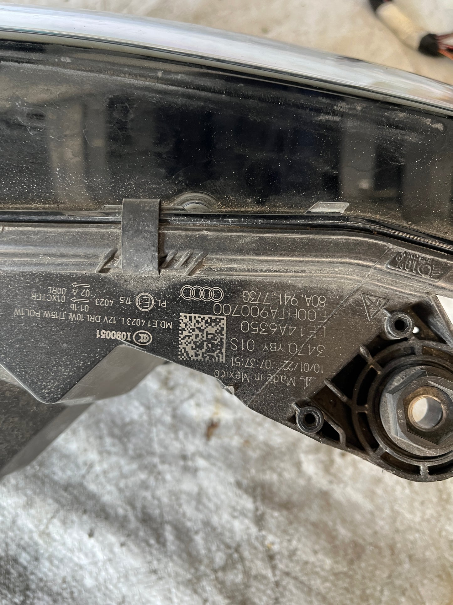 Фар Audi Q5 2 LED