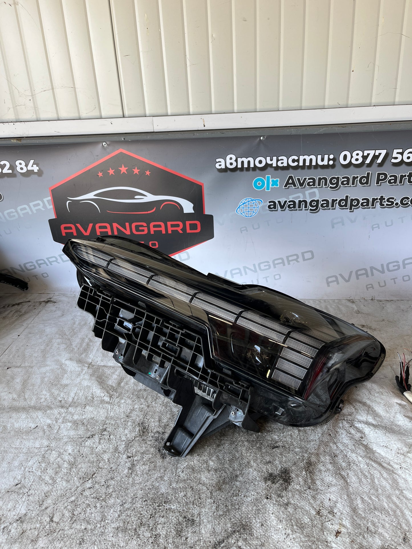 ляв фар Volvo EX30 2023-