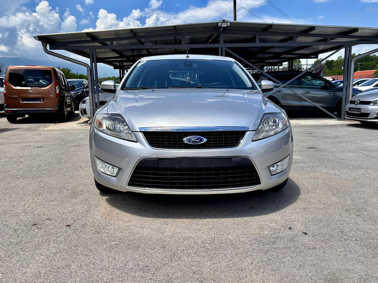 FORD MONDEO