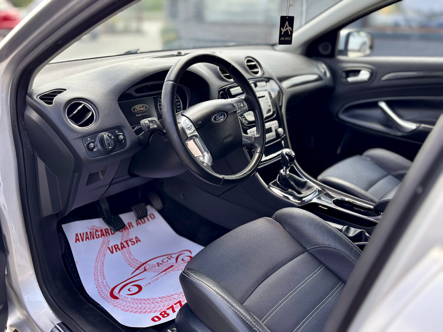 FORD MONDEO