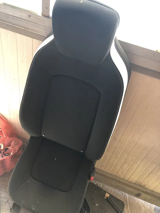 Салон Renault Zoe 2016