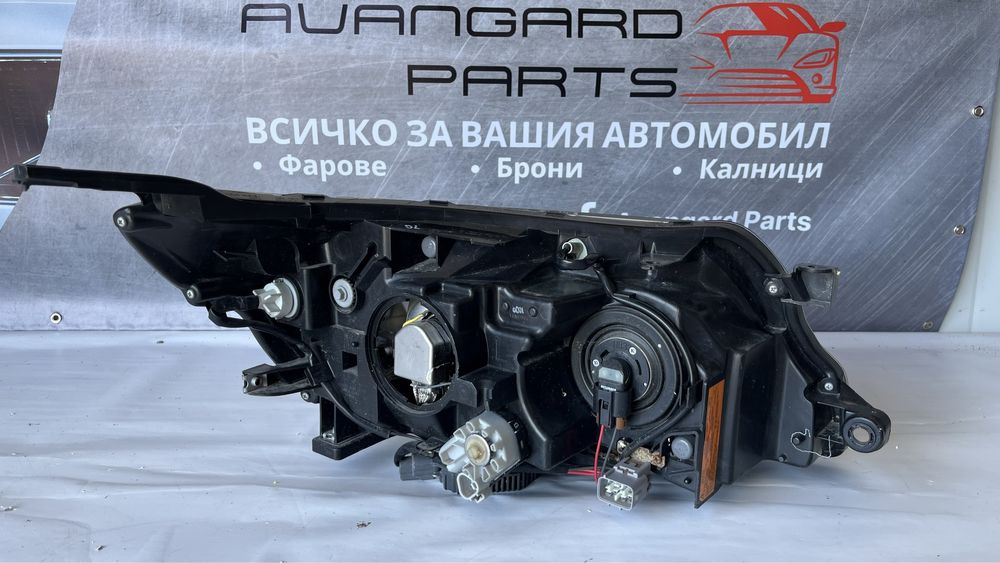2 броя ляв фар Subaru Forester