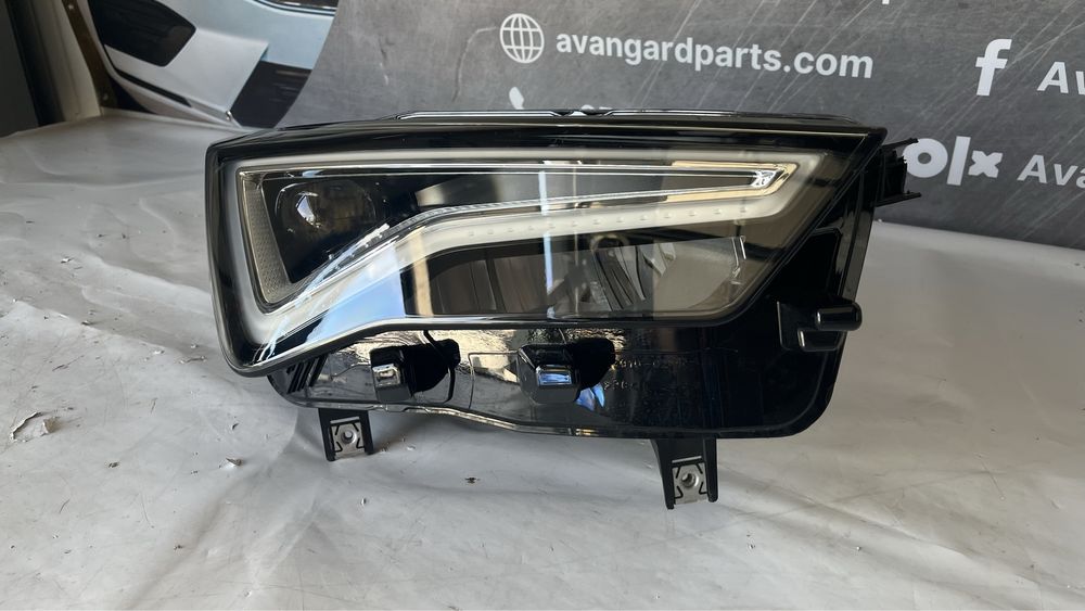 Десен фар Seat Ateca Facelift 2020-