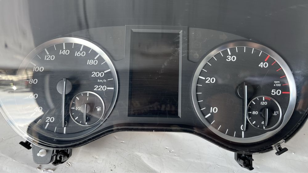 Километраж Mercedes Vito W447 2014-