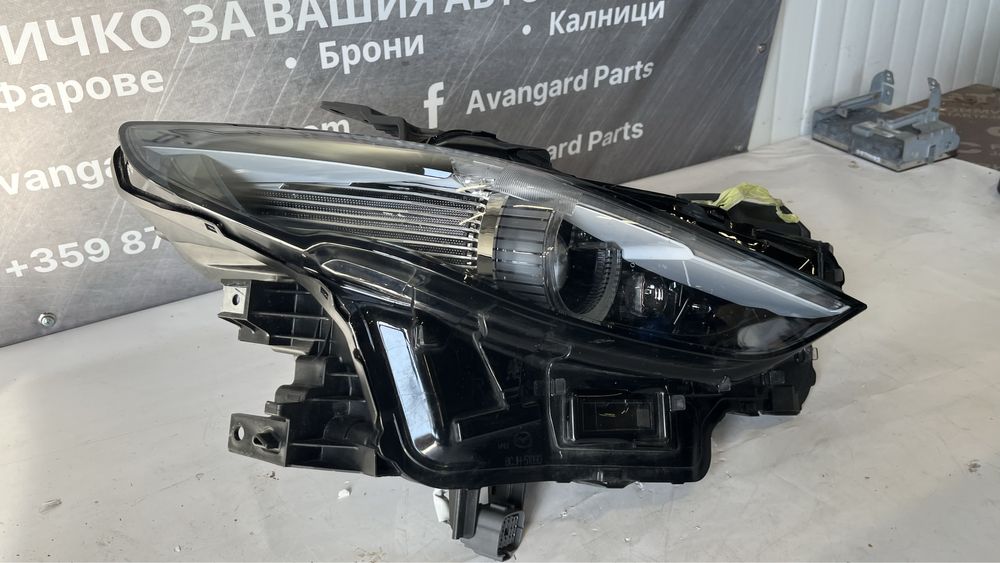 Десен фар Mazda 3 2019-