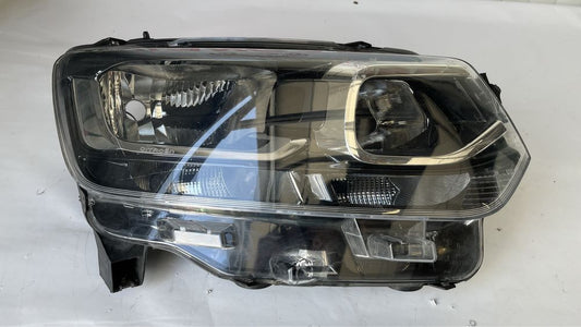 Два броя десен фар Citroen Berlingo 2020-