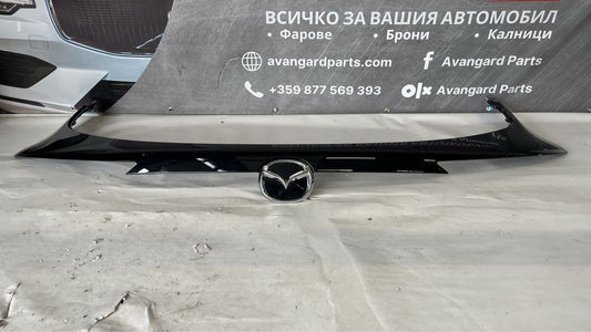 2 броя лайстна от багажна врата Mazda CX30 2019-, CX5 2018-