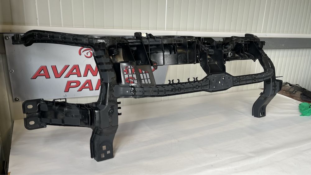 Греда за предна броня Ford Transit MK8 (2014-2020)