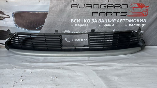 Решетка с лип Opel Grandland X