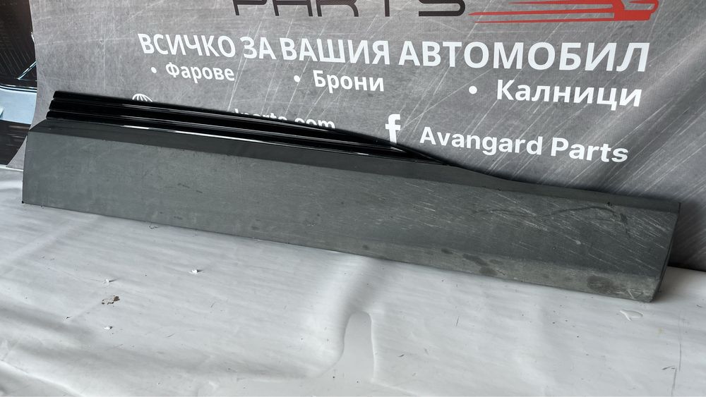 Праг на предна дясна врата Audi E-Tron 2019-