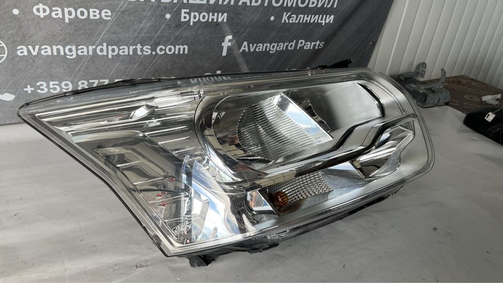 Ляв и десен фар Ford Transit 2013-