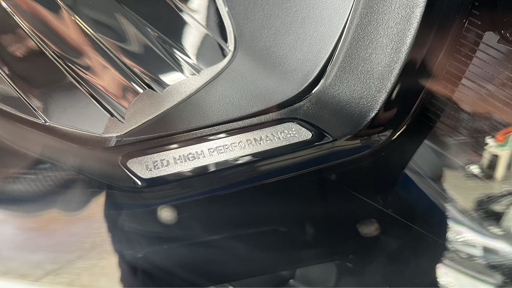 Десен фар Mercedes EQA 2021-