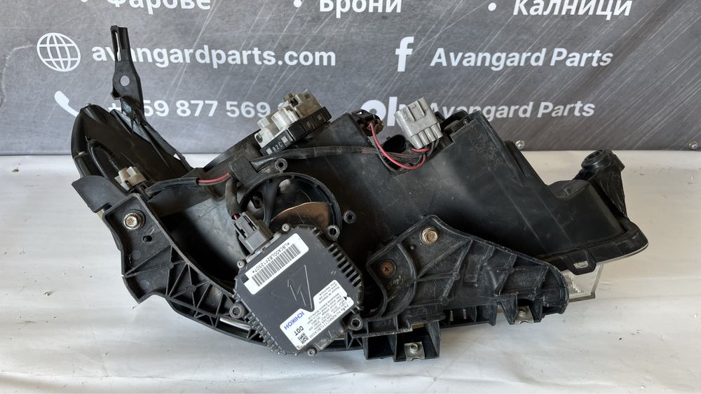 2 броя ляв фар Subaru Forester