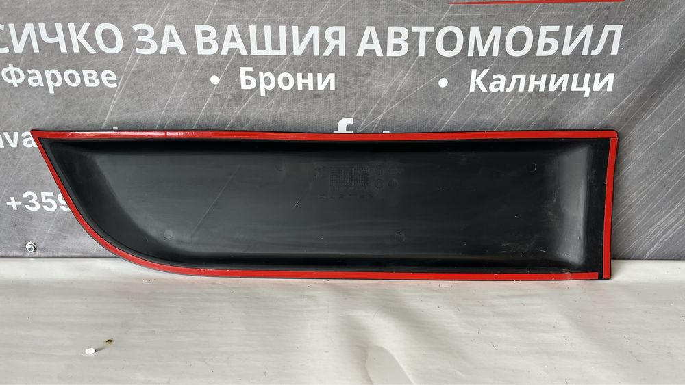 Лайстна за задна лява и предна лява врата Dacia Duster 2010-2017