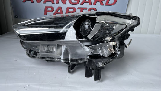 Ляв фар Mazda CX-3 2014-