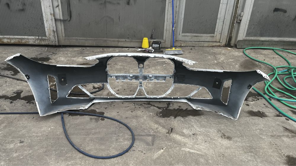 Предна броня BMW i4 G26 2021-