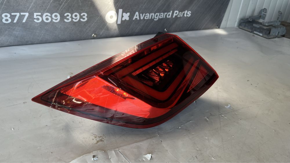 Ляв стоп Seat Leon 2012-2020