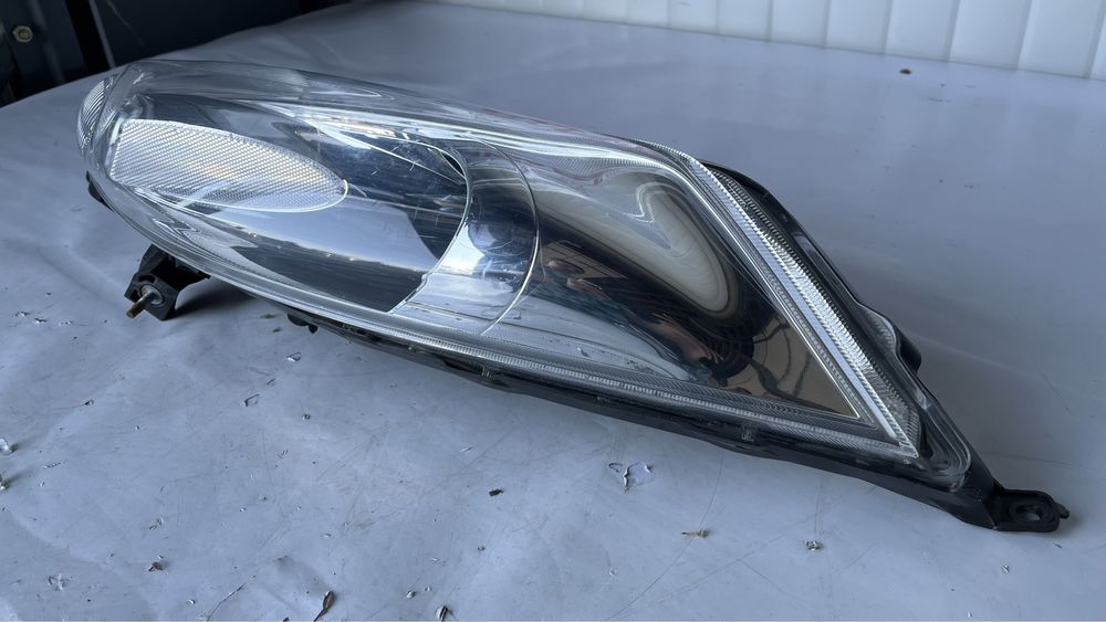 Ляв фар Nissan Juke 2010-2019