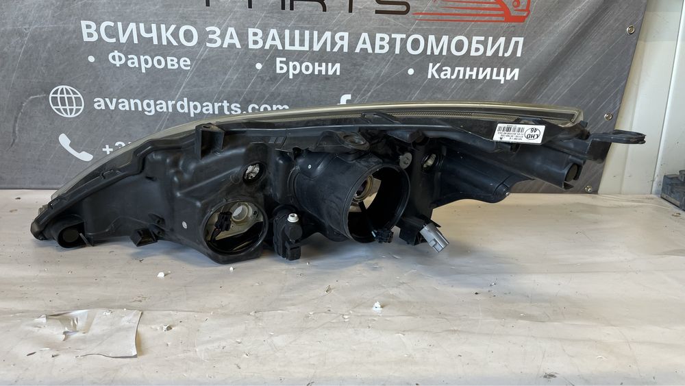 2 броя десен фар Toyota Verso Facelift (2013-2018)