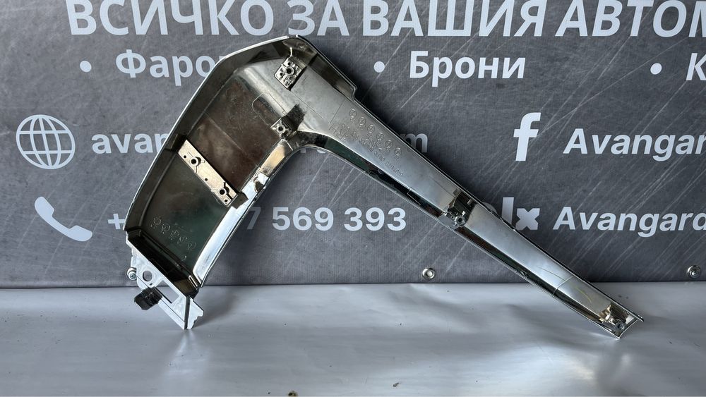 Дясна лайстна на предна броня Mitsubishi Outlander 2016-2021
