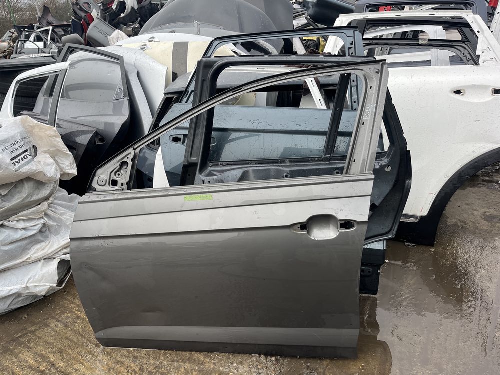 Предна лява и дясна врата Volkswagen Polo 2G 2023г