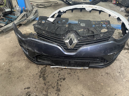 Броня Renault Clio оборудвана