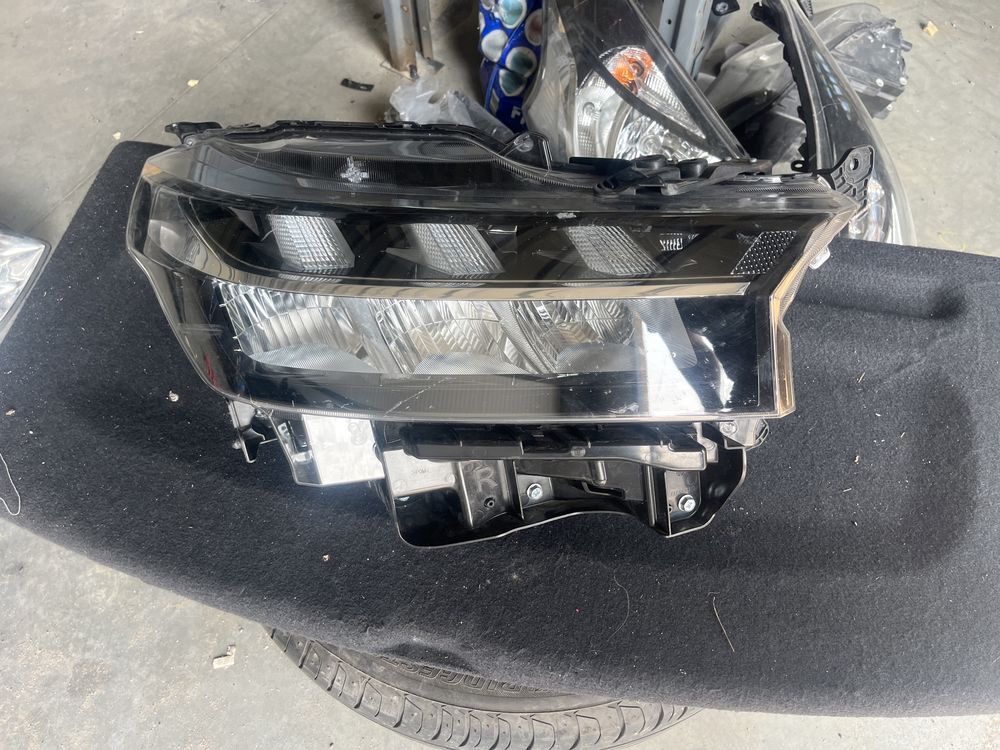 Фар Suzuki SX 4 S Cross 2021 LED