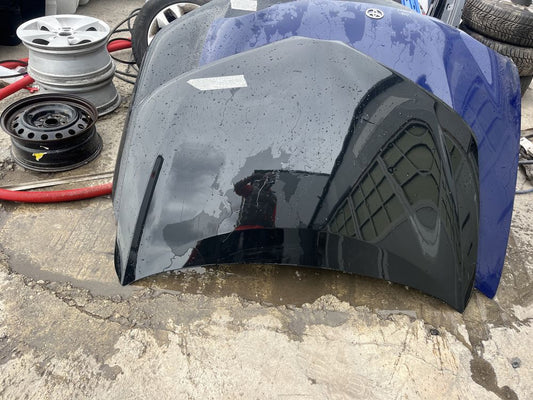 Капак Toyota Yaris 2023