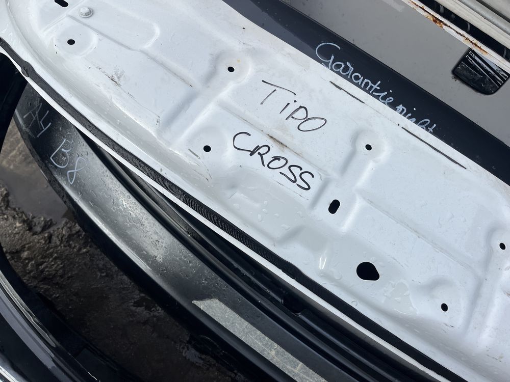 Капак,багажник Fiat Tipo Cross 2бр
