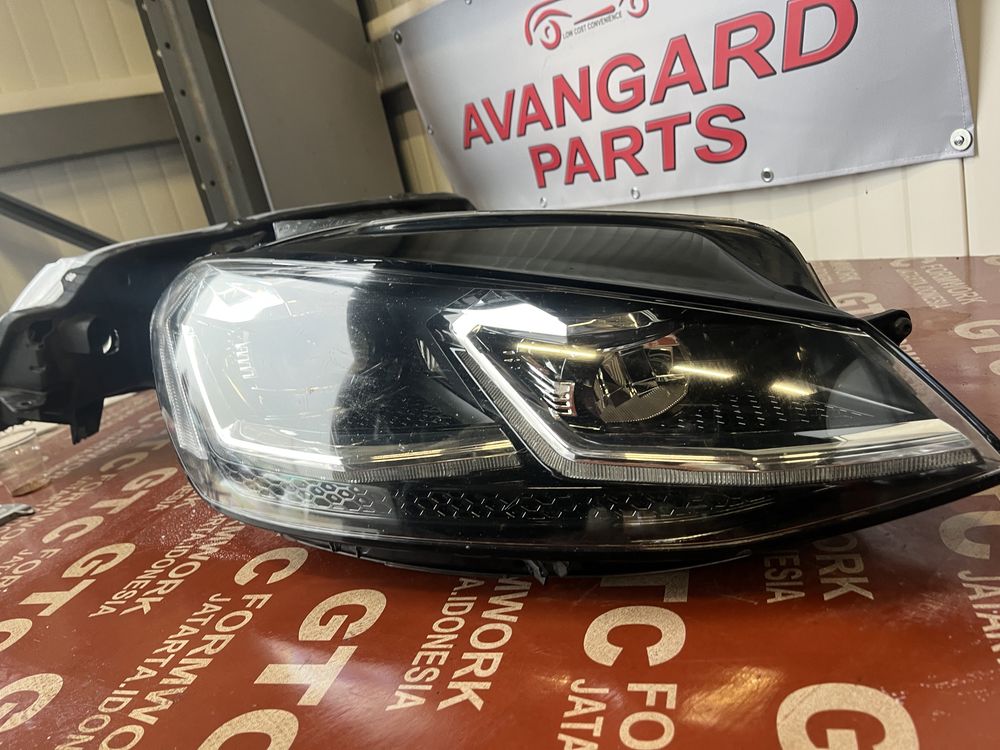 Фар Volkswagen Golf 7 Full LED