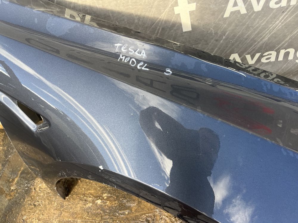 Калник Tesla Model 3 десен