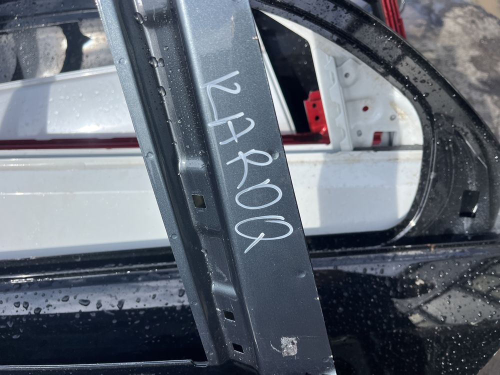Врата Skoda Karoq,Ateca задна дясна 3бр