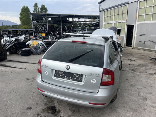 Skoda Octavia 1.9TDI BLS 2010г