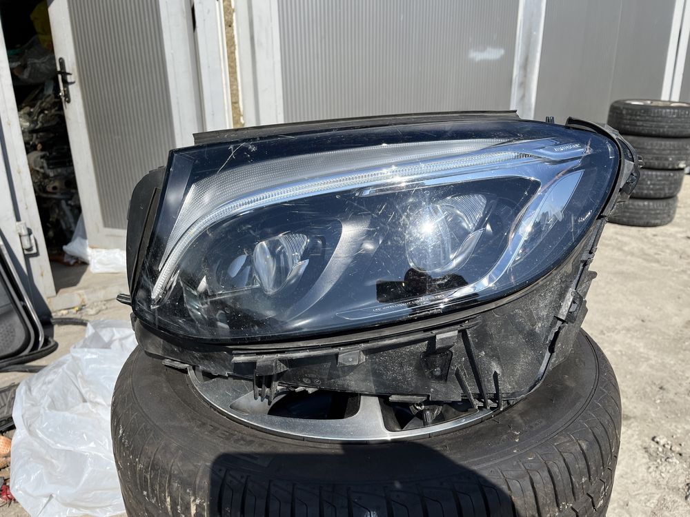 Ляв и 2 броя десен фар Mercedes GLC W253 2015-