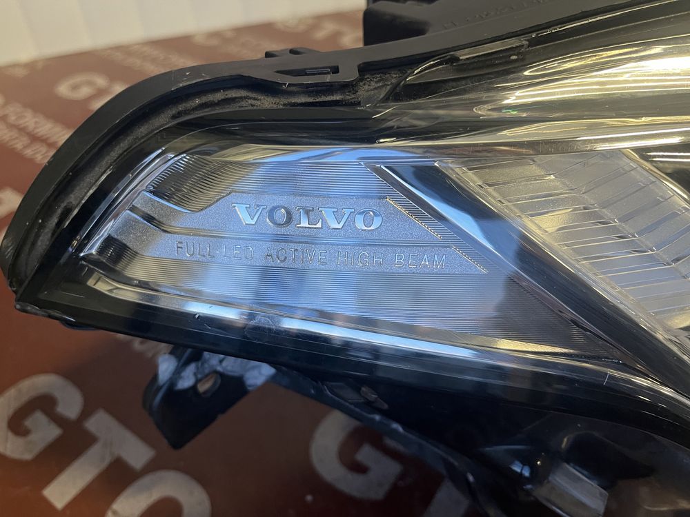 Фар Volvo XC90 Full LED 2022г ляв и десен