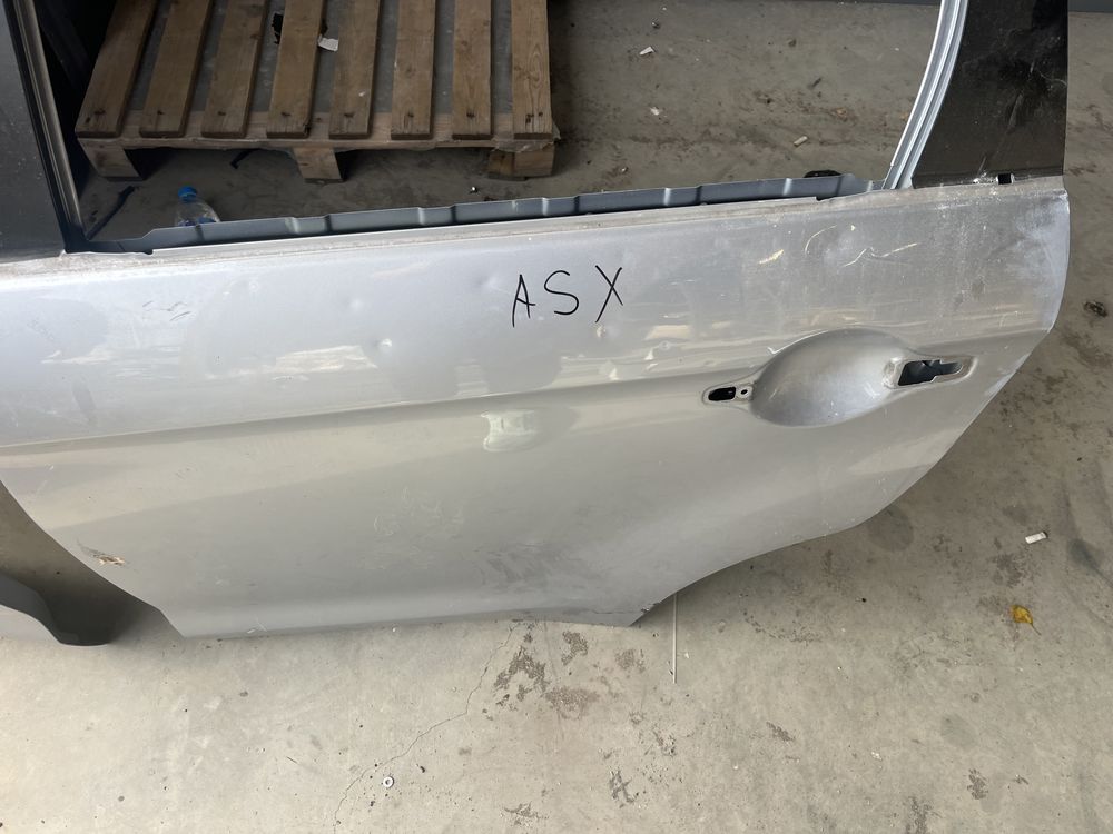 Врата лява Mitsubishi ASX 2010-