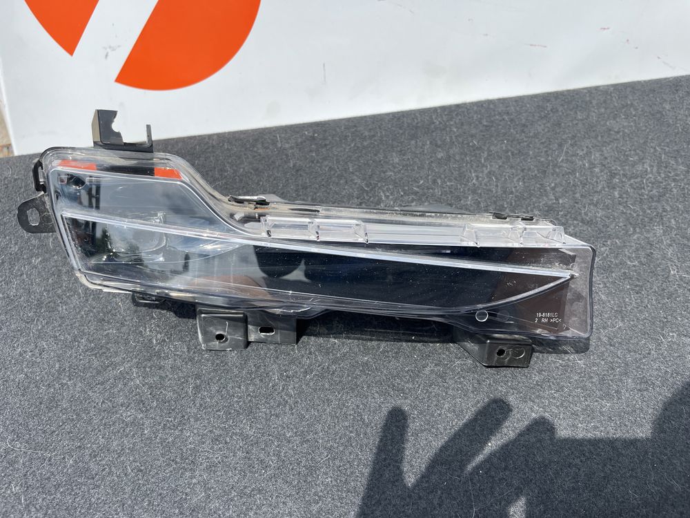 Халоген Model 3