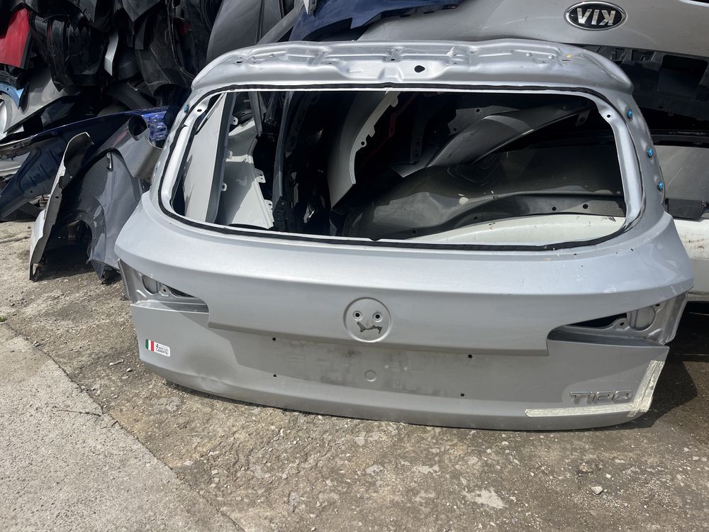 Капак,багажник Fiat Tipo Cross 2бр