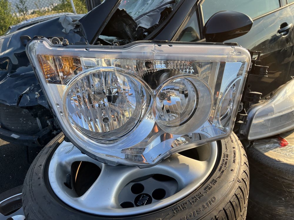 Десен фар Mercedes Actros