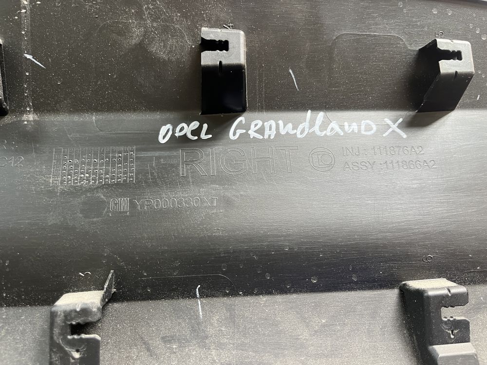 Лайсна задна десна врата Opel Glandland