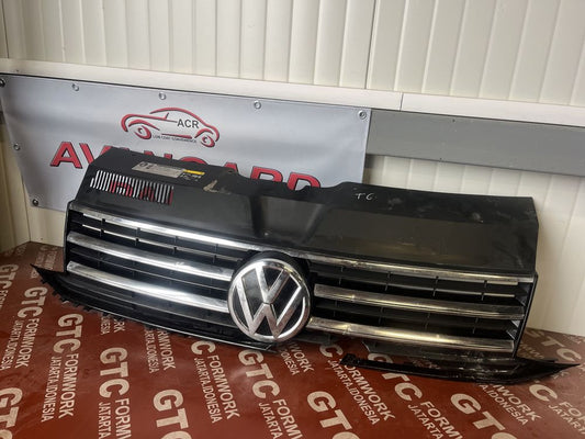 Решетка Volkswagen Transporter T6