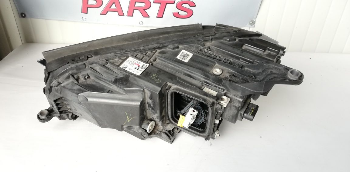 Десен фар Mercedes GLE W167 (2020-2024)