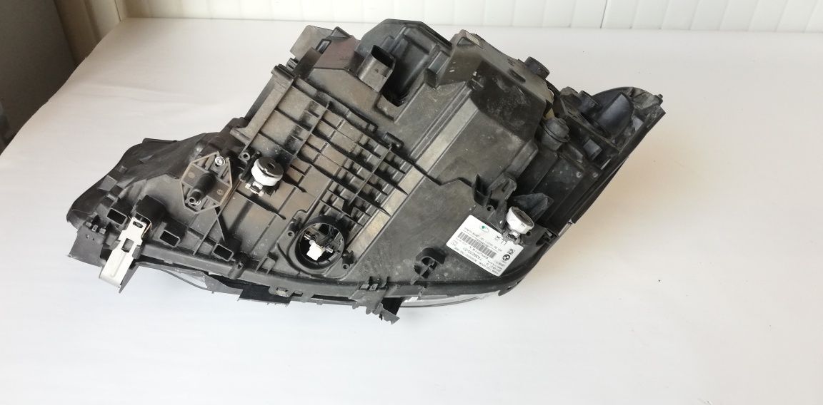 2 броя ляв фар BMW 5 G30/G31 (2017-2023)
