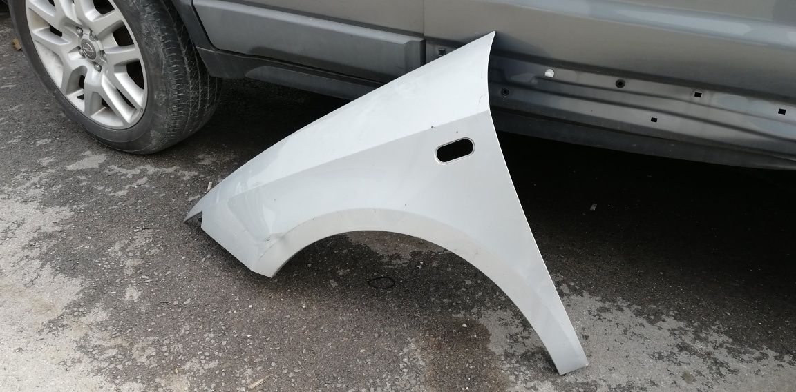 Ляв калник Seat Ibiza 4 (2008-2017)