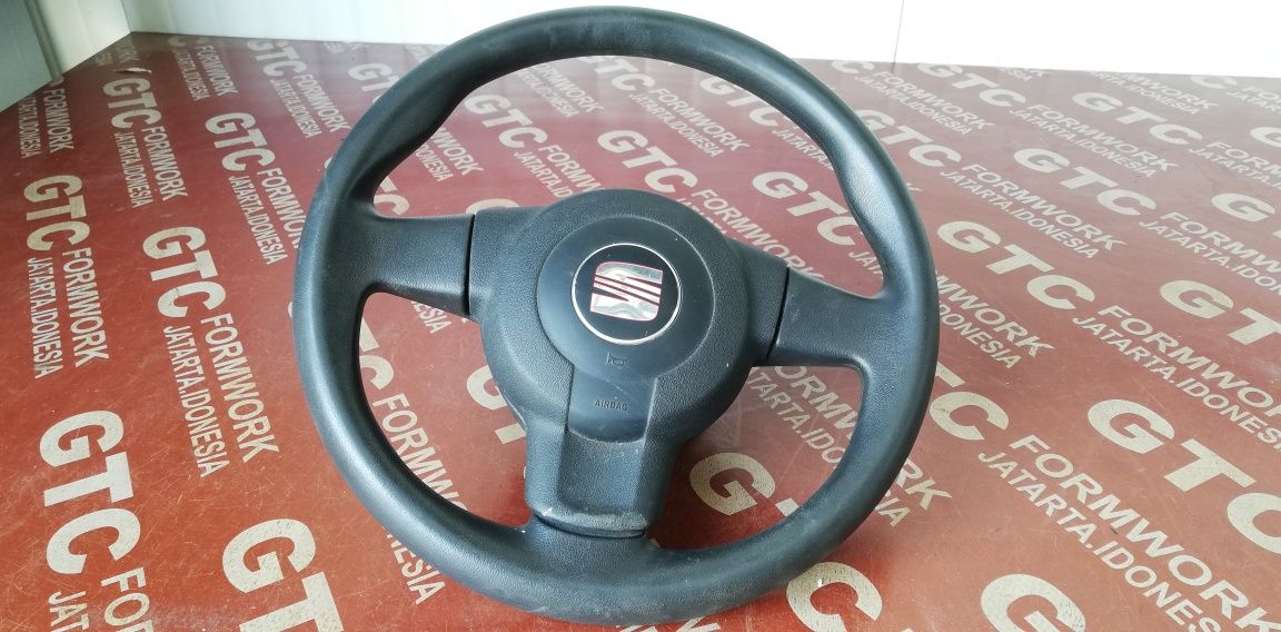 Волан с еърбег Seat Altea/Ibiza/Leon