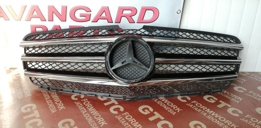 Радиаторна решетка Mercedes R251 2011-
