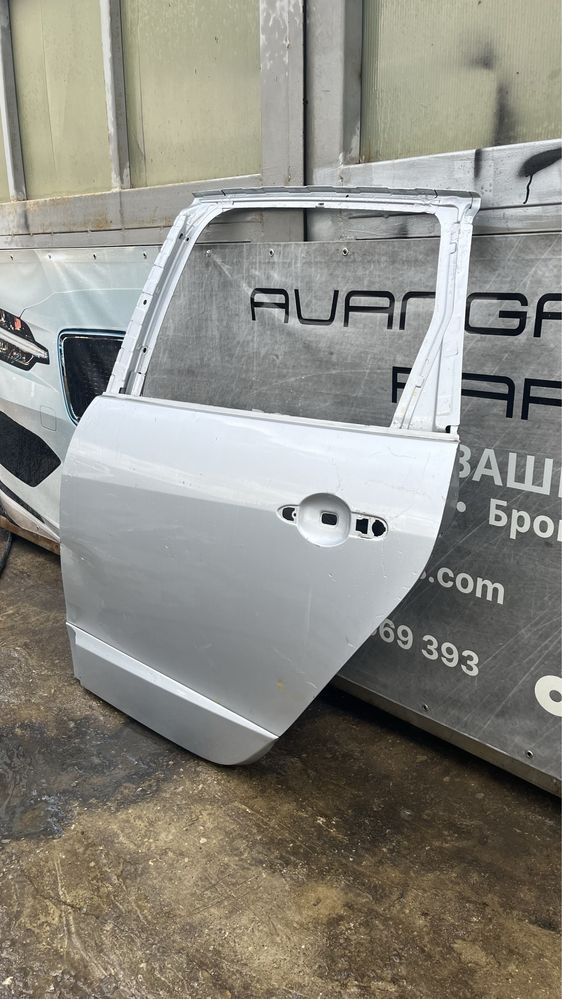 Задна лява врата Renault Grand Scenic 3