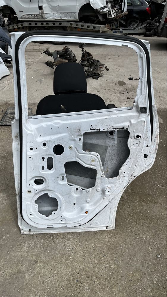 Задна дясна врата Ford C-max 2 (2015-2023)