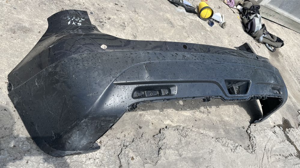 2 броя задна броня Suzuki SX4 2008-